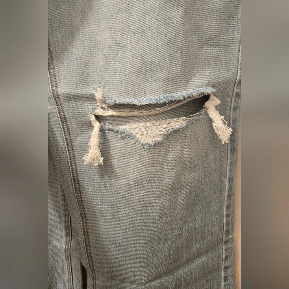 Denim Vintage - Light Wash Jeans - Picture 5 of 9